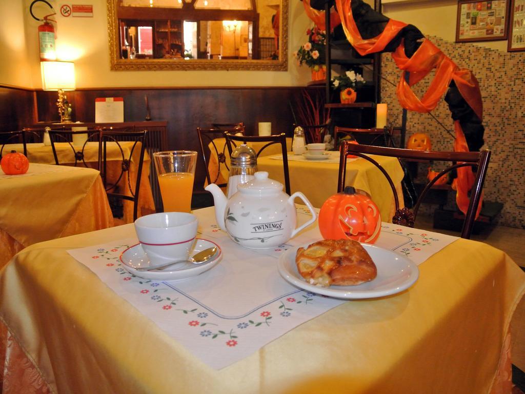 Hotel Assisi Rome Luaran gambar